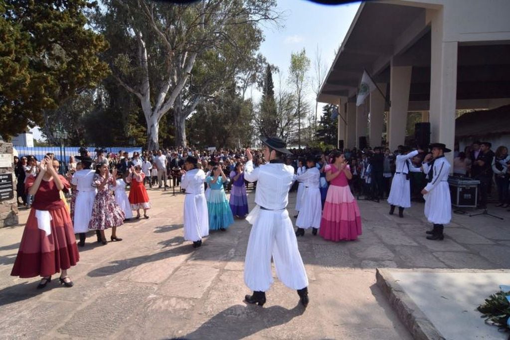 Día del Maestro en San Luis. Fotos: Martín Gomez.