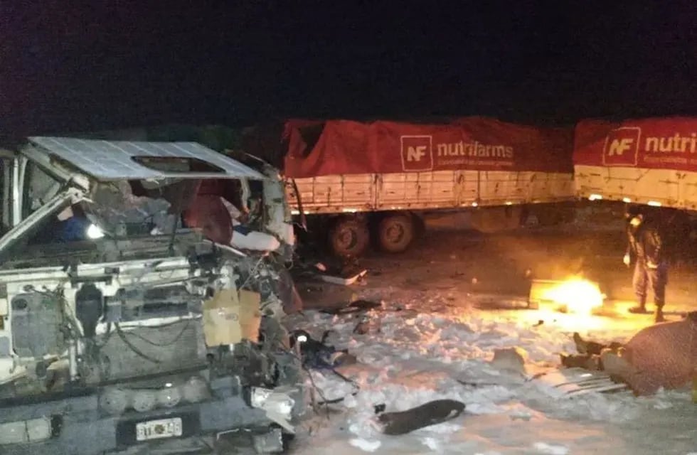 El accidente ocurrió en medio de bajas temperaturas a 6 kilómetros campo adentro de la Ruta 26.