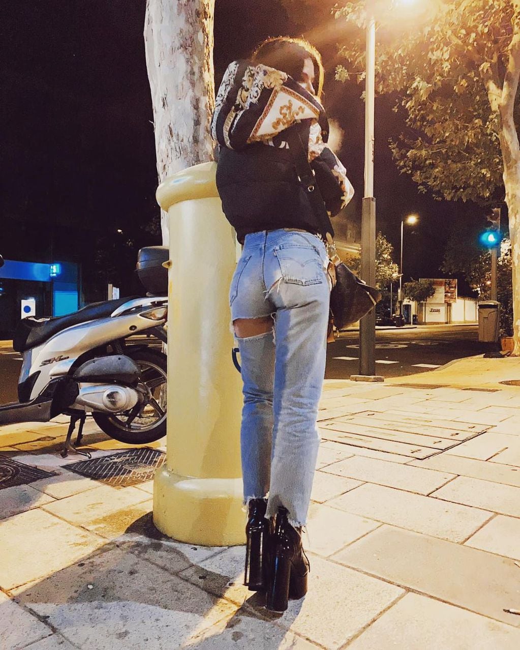 La actriz comparte sus outfits a través de su Instagram.