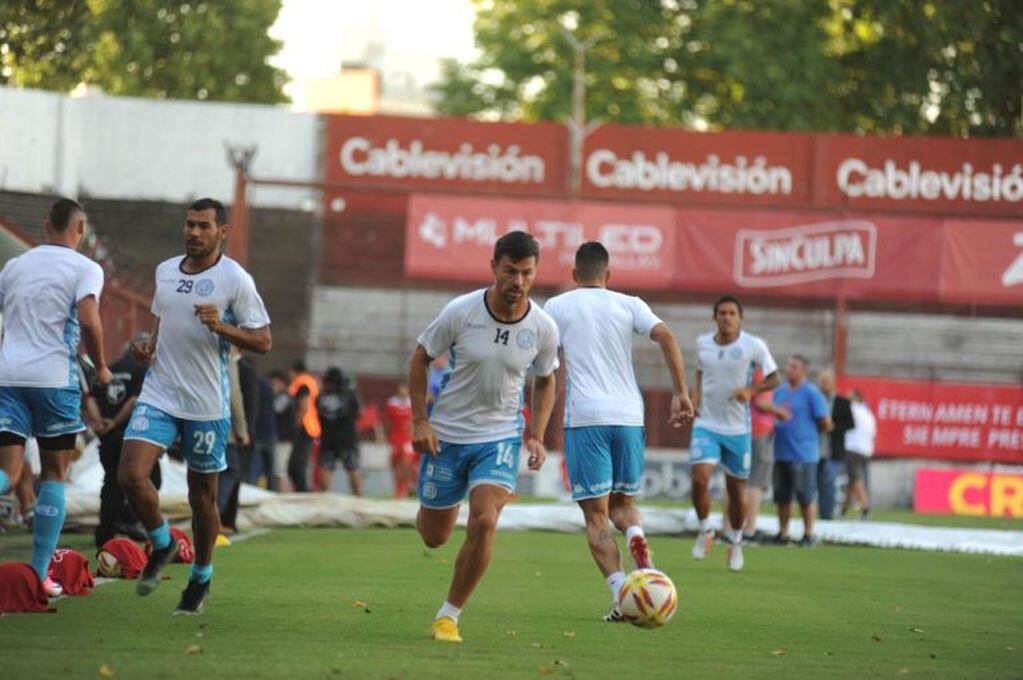 Belgrano entrando en calor antes de visitar a Argentinos Juniors.