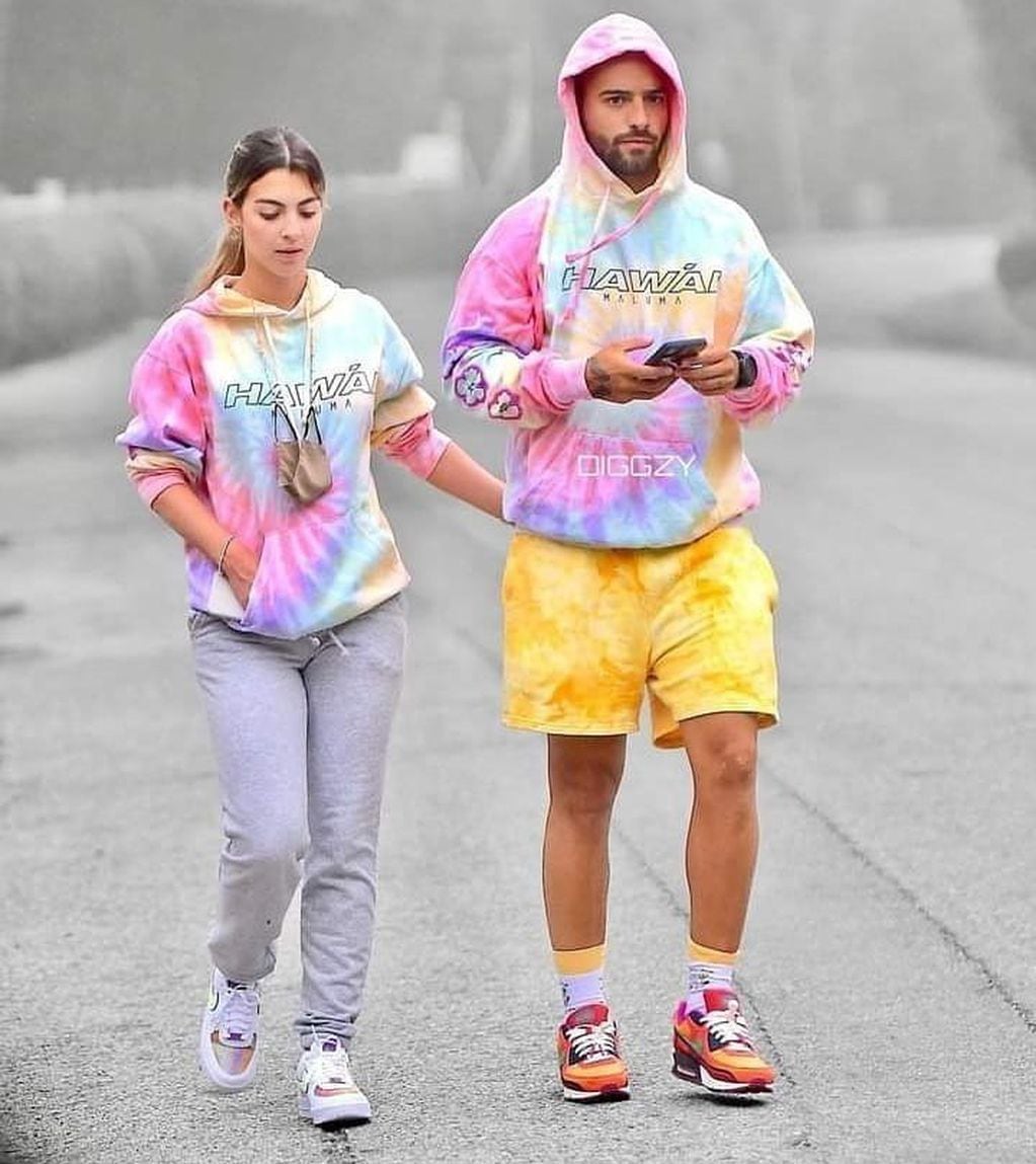 Maluma pasea en Beverly Hills junto a su nueva novia. Foto: Redes