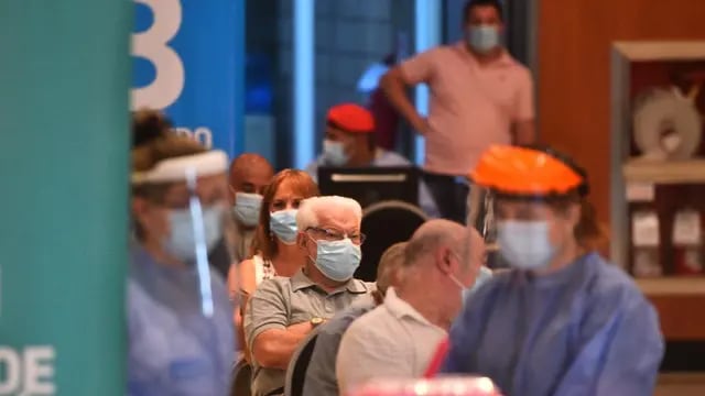 Vacunación a mayores de 60 en Córdoba