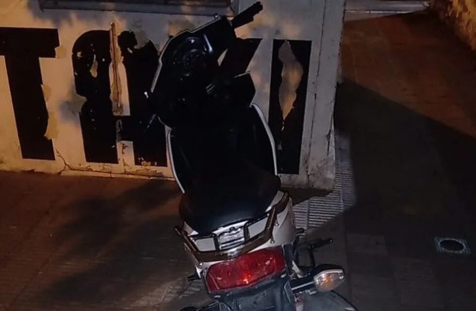 Dos detenidos por intentar robar una moto