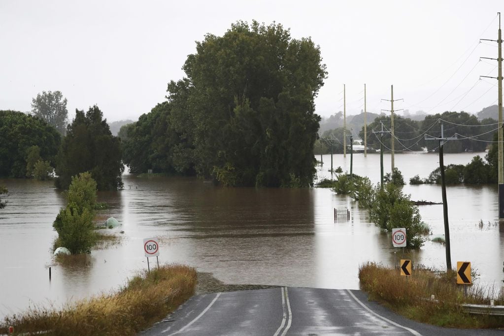 Las peores inundaciones en décadas en Australia amenazan con agravarse