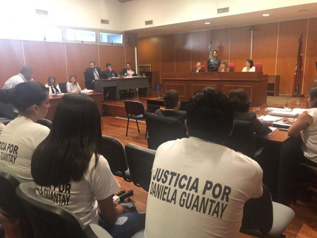 Empiezan las audiencias por el femicidio de Daniela Paola Guantay (Fiscales Penales)