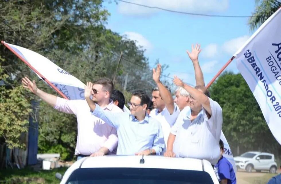 La gira del candidato a gobernador, Adrián Bogado y su compañero de fórmula, Iván Kaluk fue extensa