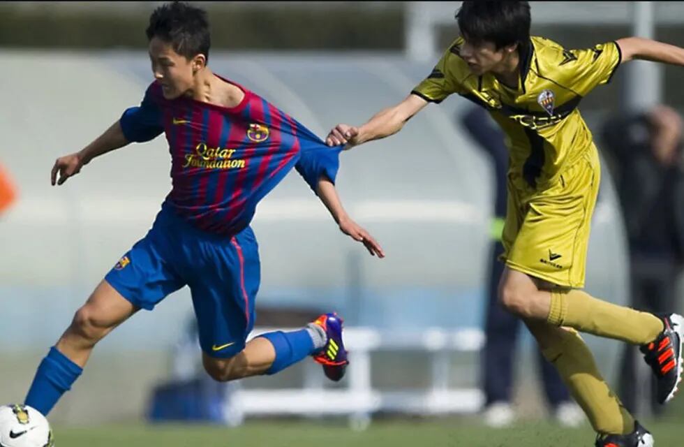 Lee Seung-Woo la figura de La Masía que comparaban con Lionel Messi y hoy se encuentra sin club