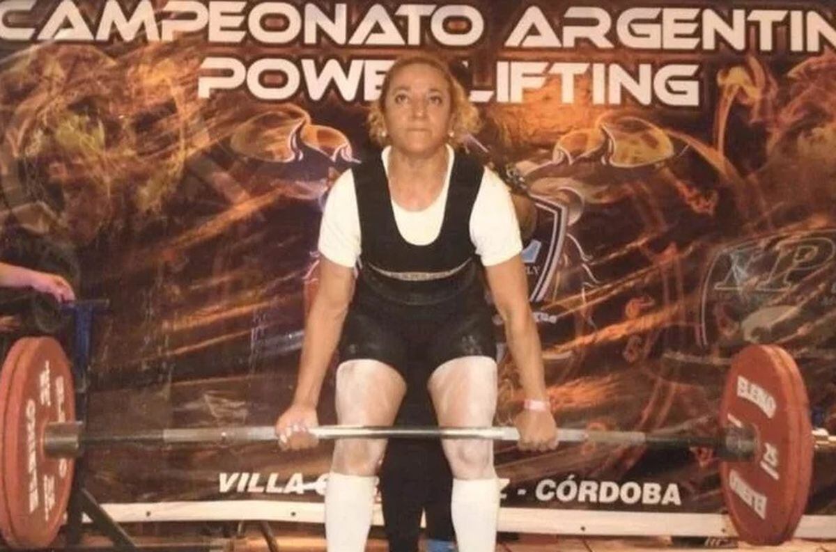 Alejandra Zeballos salió campeona del Campeonato Argentino de Powerlifting en Córdoba.