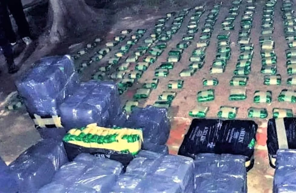 El cargamento ilegal de hojas de coca que llevaban los periqueños aprehendidos en Santigo del Estero.