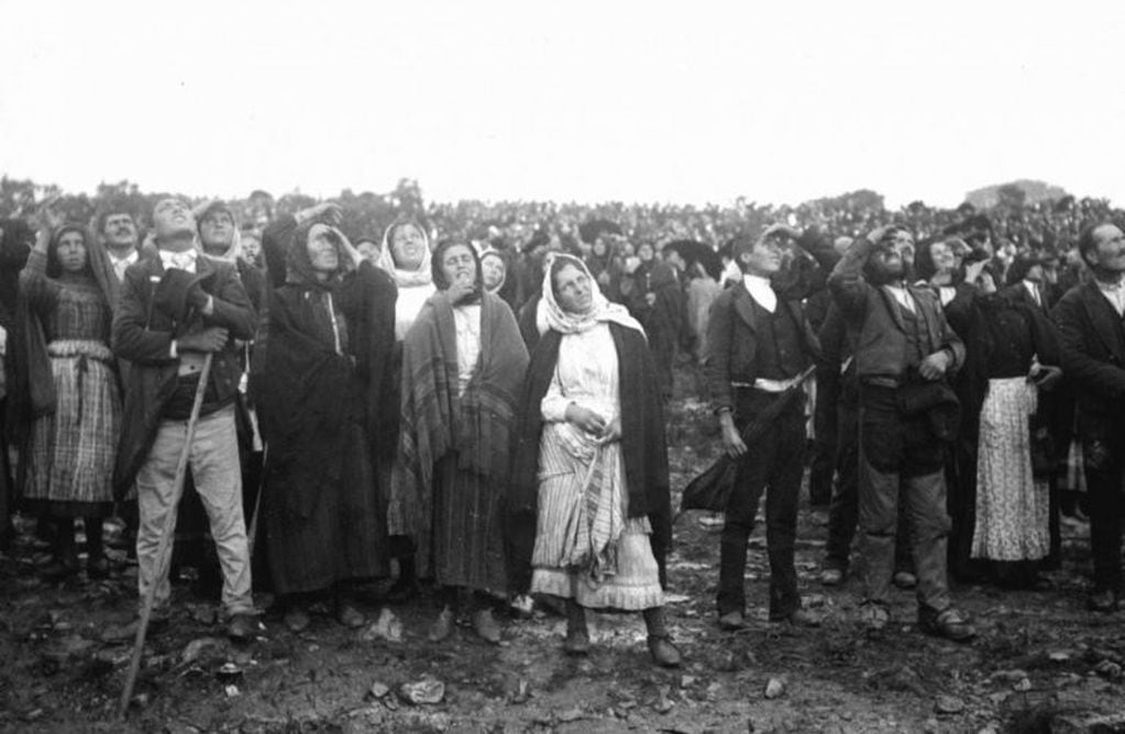 Testigos que estuvieron en Fátima en 1917 durante el Milagro del Sol.