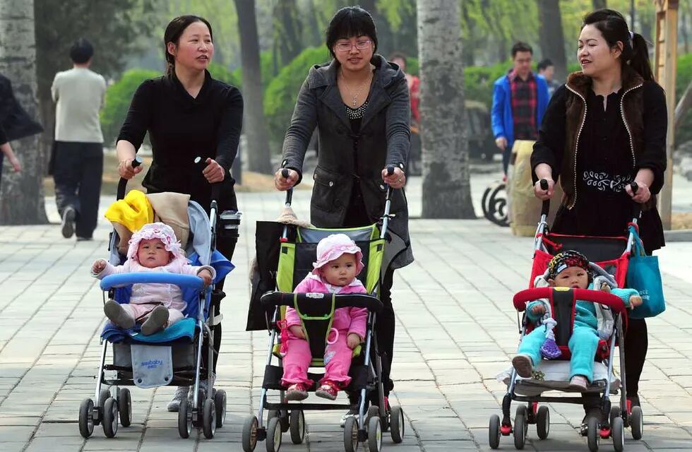 China puso fin a política de hijo único