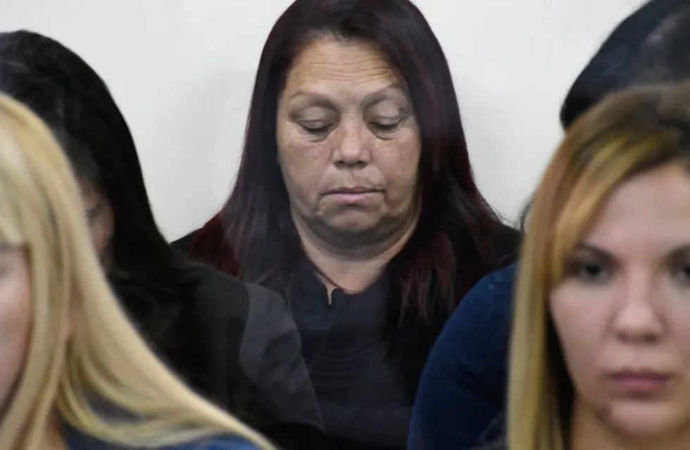 La Justicia provincial de Rosario condenó a Patricia Celestina Contreras a una pena única de 14 años de prisión. La "Cele" es la madre de Ariel Máximo "Guille" Cantero y Claudio Ariel "Pájaro" Cantero, exjefes de "Los Monos".