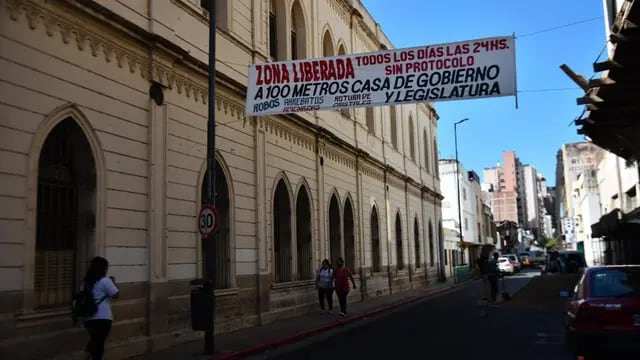 Pasacalle por robos en Córdoba
