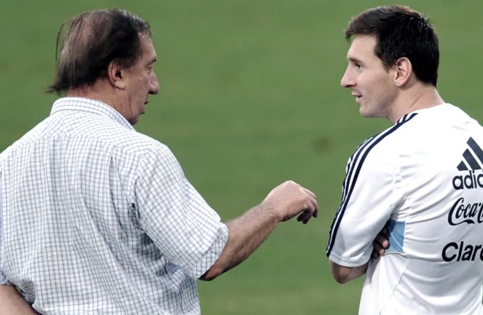 Carlos Bilardo sigue admirando a Lionel Messi
