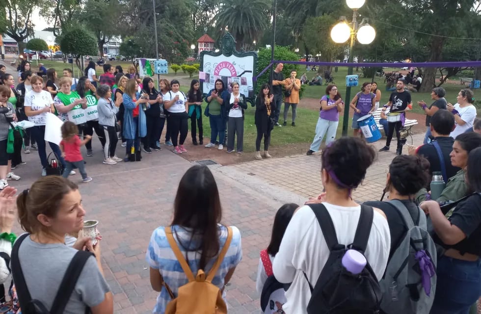 Manifestación por el "Ni una menos" en Rafaela