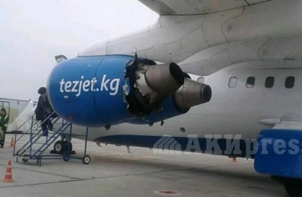 avion aterrizo por explosión de un motor