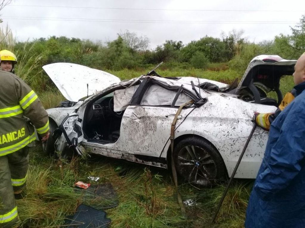 Un automovilista de Sunchales murió tras volcar a la altura de Monje en la autopista Rosario Santa Fe. (@jufarusf)