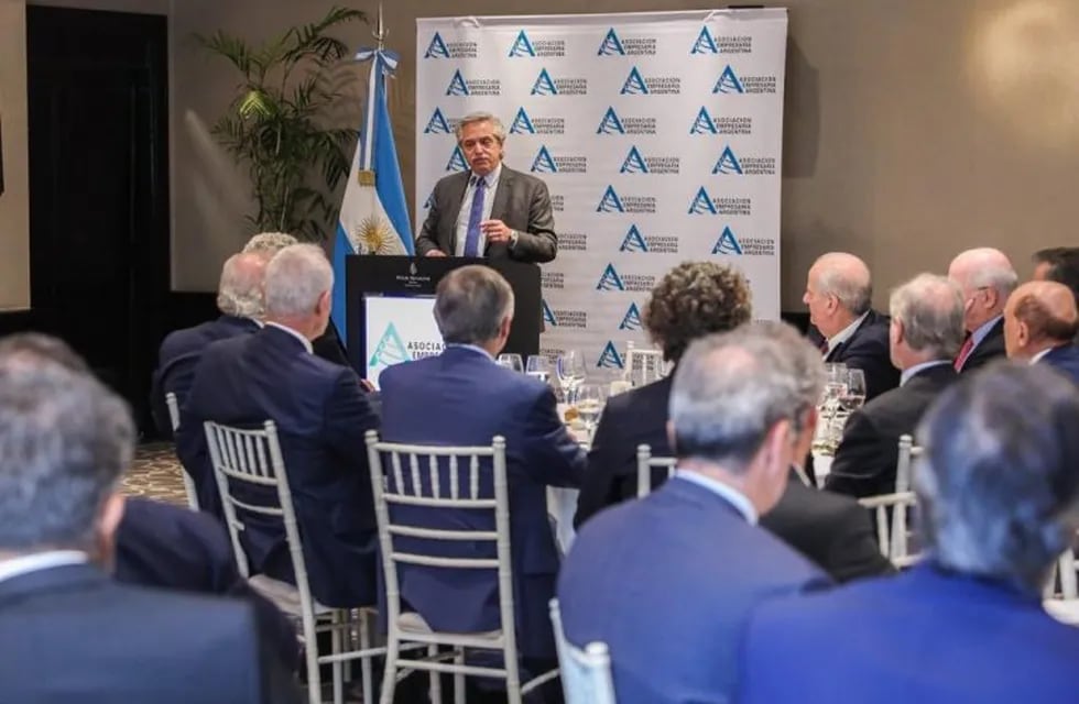 Alberto Fernandez almorzò con referentes de la Asociación Empresaria Argentina