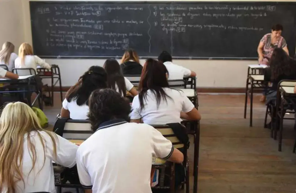 A lo Dibu Martínez: una profesora mendocina aceptó un particular pedido de sus alumnos y se volvió viral (imagen ilustrativa)