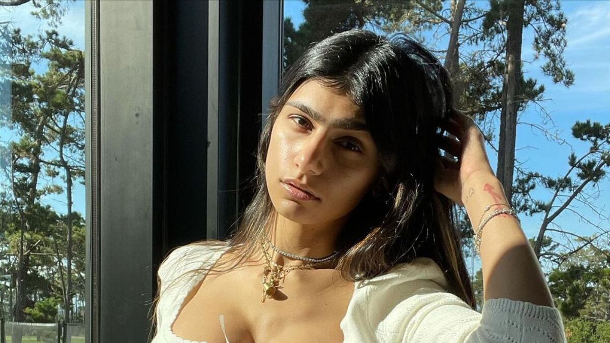 mia-khalifa-le-pas-por-encima-a-la-censura-en-instagram-al-lucir-un