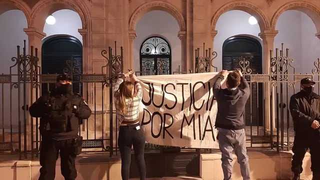 Nueva movilización pidiendo Justicia por el caso del abuso sexual en el Colegio San José de Rafaela