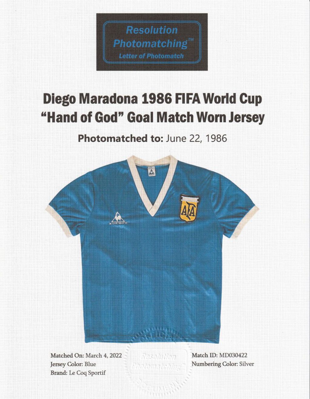 La firma que lleva adelante la subasta de la camiseta de Diego presentó un documento que 'certifica' la autenticidad.