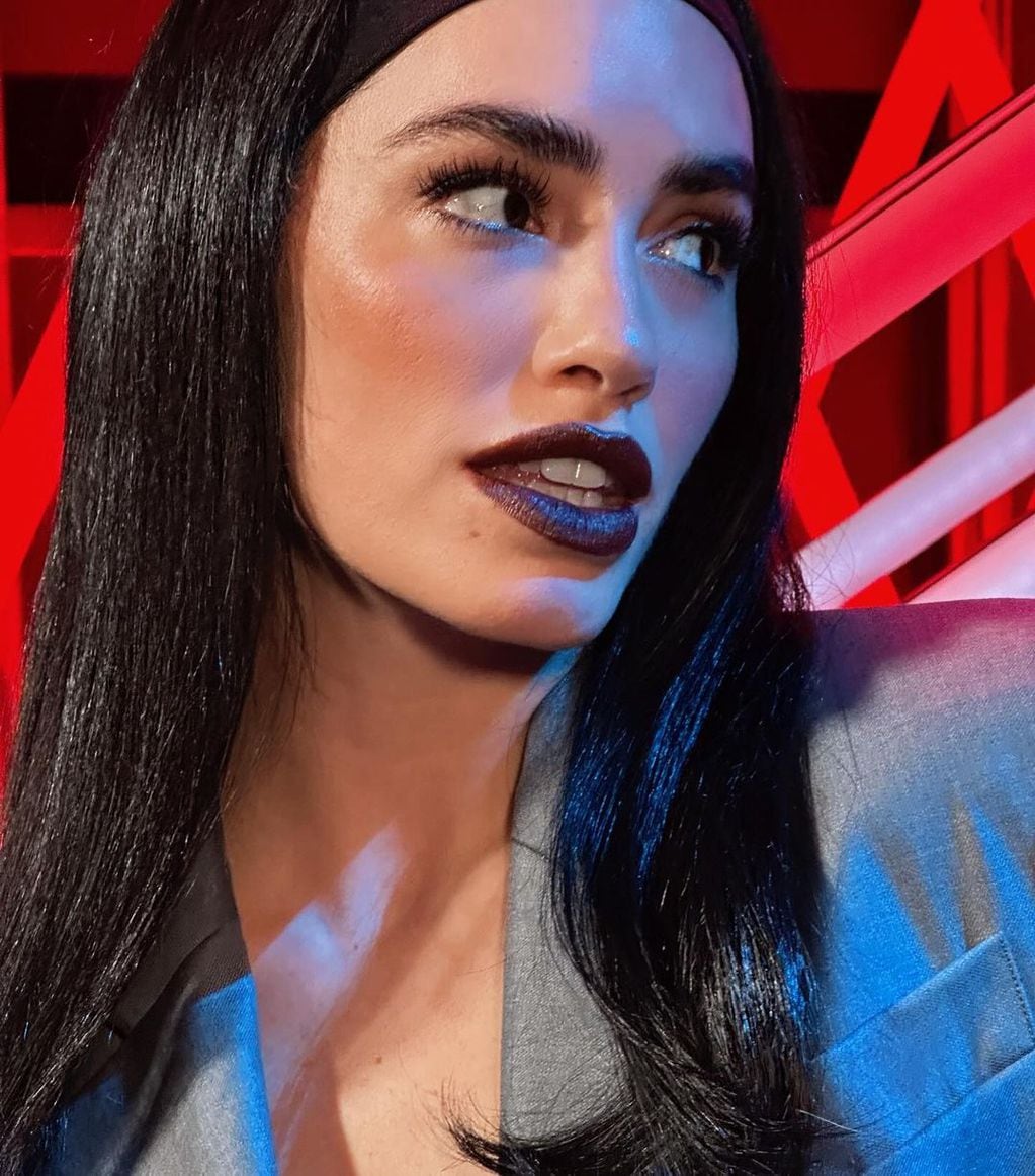 Lali brilló con un look sastrero ultra sexy y se llevó todas las miradas en Factor X de España