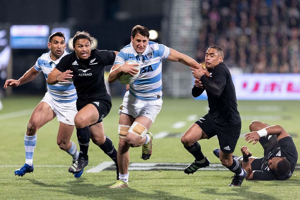 Juan Martín González, tercera línea de Los Pumas, gran figura del último partido, estará en el banco de suplentes. 