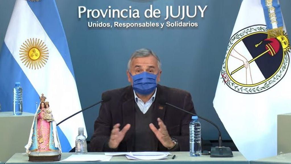 El gobernador Morales comentó las gestiones que lleva adelante con las obras sociales privadas y sindicales.