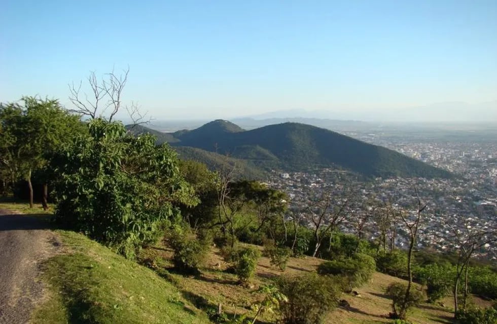 La ciudad de Salta vista desde el Cerro. (Web)
