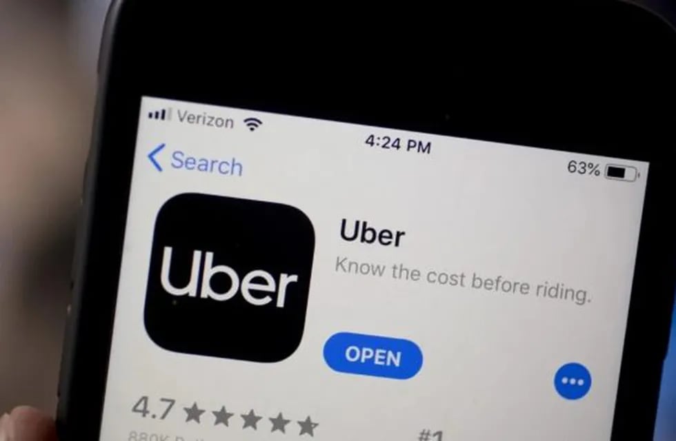 Los usuarios de Uber podrán pedir un taxi a través de la aplicación