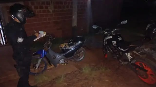 Detienen a un joven y secuestran una motocicleta en Oberá