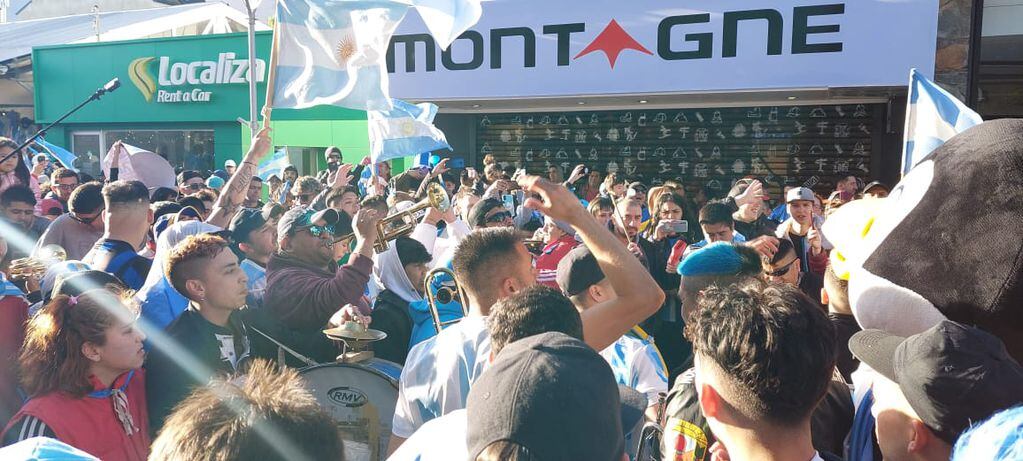 Ushuaia festeja a lo grande el pase de Argentina a la semifinal
