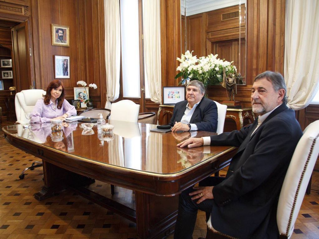 José Mayans defendió a Cristina Kirchner y pidió parar el juicio por la causa Vialidad. 