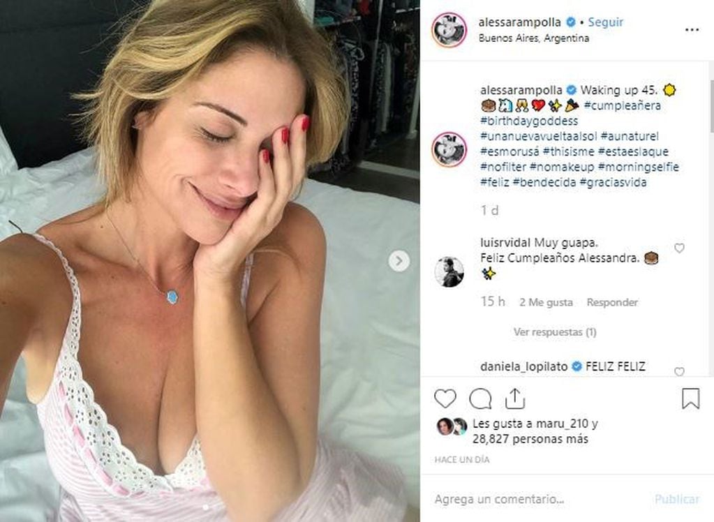 Alessandra Rampolla celebró su cumpleaños con una foto al natural y en camisón