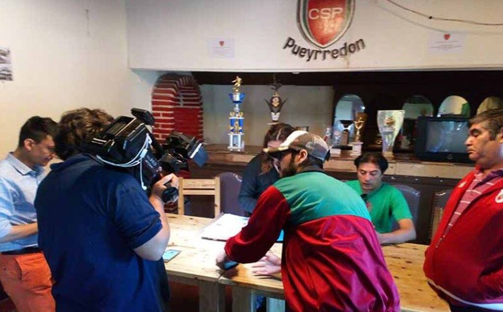 Socios denuncian malversación de fondos en el club Pueyrredón de Villa Mercedes, San Luis.