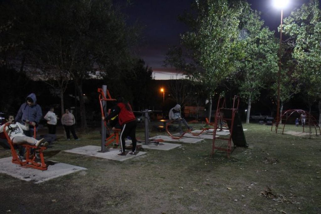 Plaza Centenario cuenta con 8 islas de gym. (Foto: Prensa municipal).