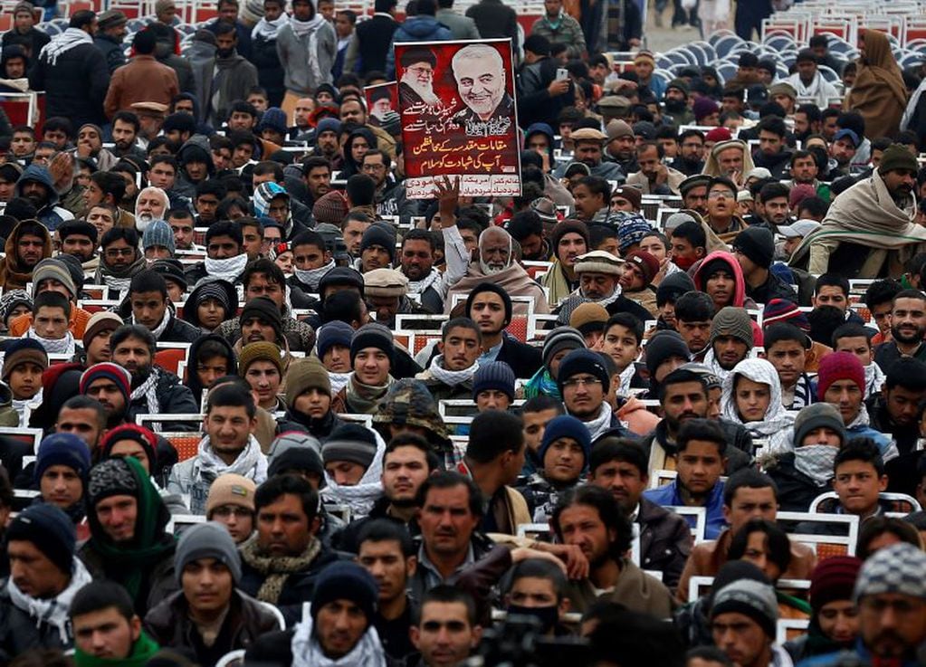 Al mismo tiempo se realizaron manifestaciones en contra de Estados Unidos por la muerte de Soleimani (Foto:AP/Anjum Naveed)