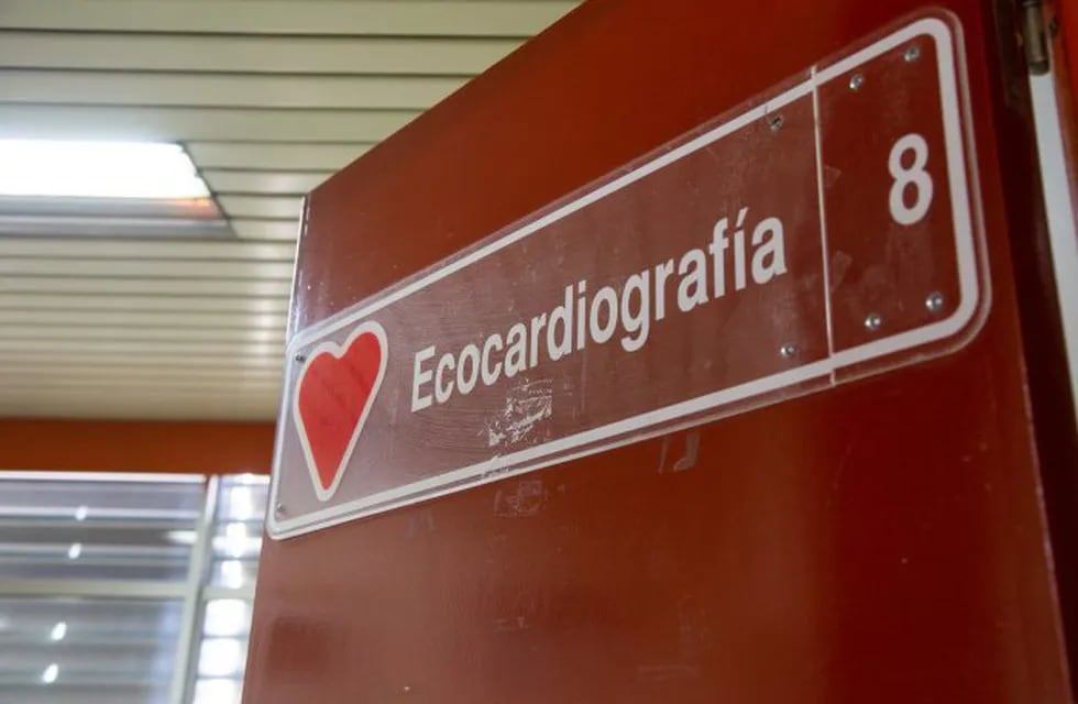 Sala de Ecocardiografía del Servicio de Cardiología, Hospital Notti.