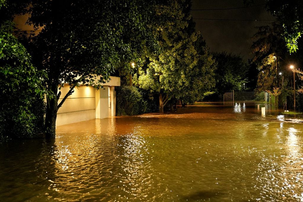 Calles del AMBA inundadas. (Gentileza Clarín)