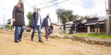 El Intendente recorrió las obras de pavimentación de las calles Francisco Torres y Formosa