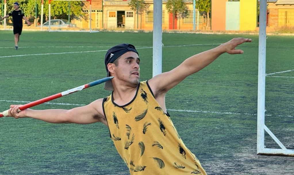 Matías Riveros, el atleta maipucino que viajará a Turquía para competir.