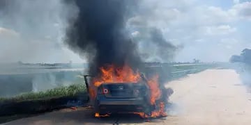 Incendio de un vehículo