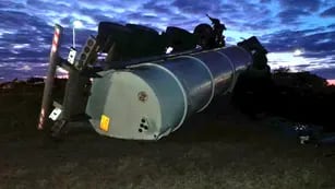 Un camionero murió por un siniestro en autopista Córdoba-Rosario (Policía).