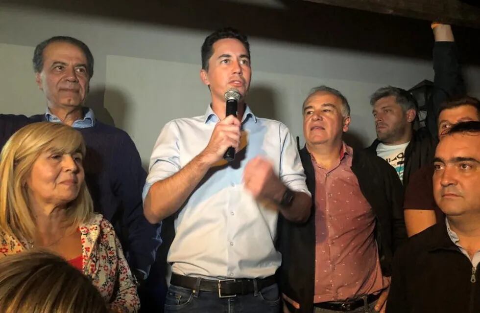 Manuel Calvo, candidato a Vice Gobernador de Hacemos por Córdoba, festejó en Santa Rosa de Calamuchita.