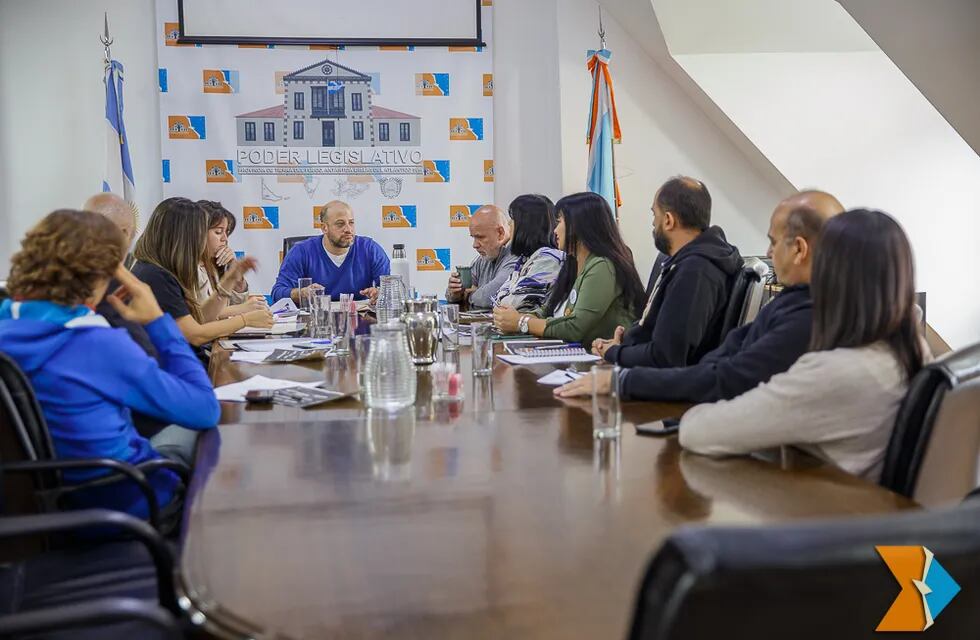 Trentino presidió el primer encuentro 2023 de la Comisión de Parlamento Patagónico