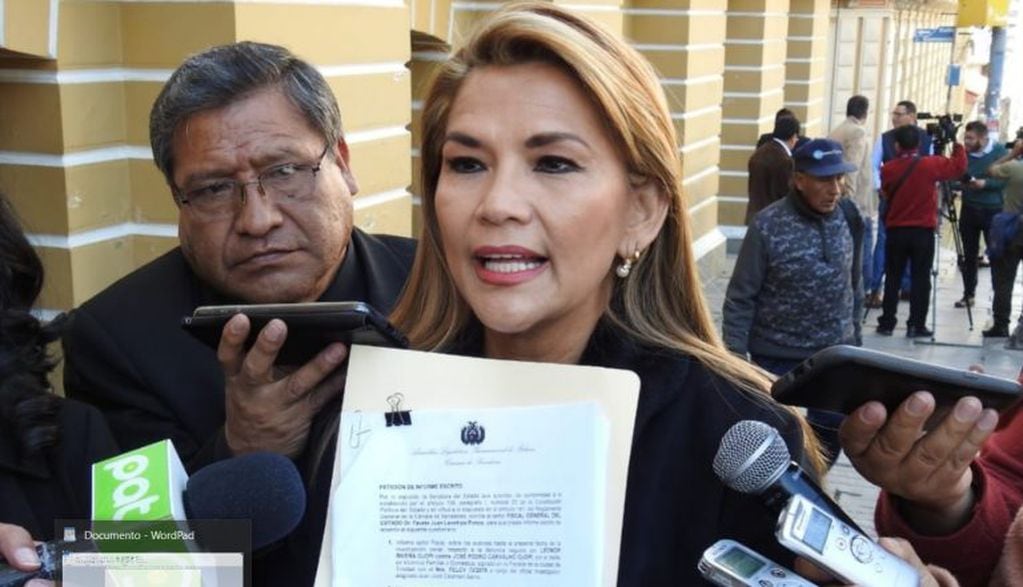La senadora Jeanine Añez asumiría la presidencia en Bolivia (Foto: web)