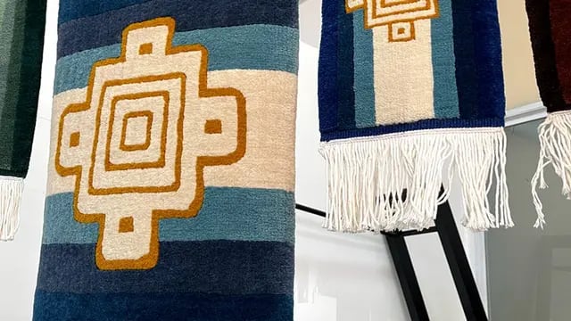 La icónica "Chacana" en un tapiz catamarqueño