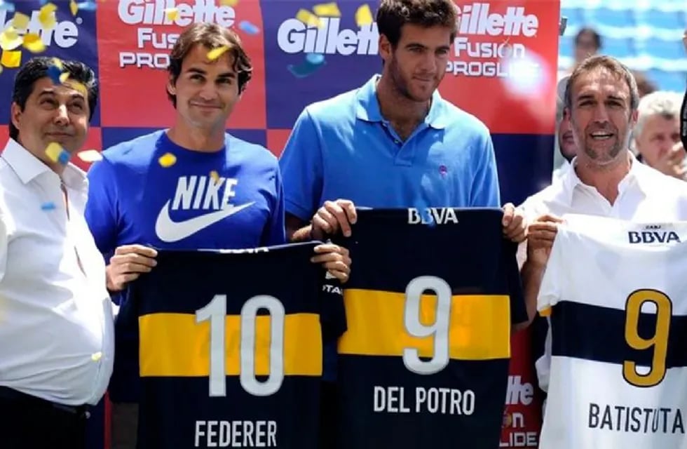 Roger Federer junto a Del Potro, Batistuta y Daniel Angelici en un evento en la Bombonera.