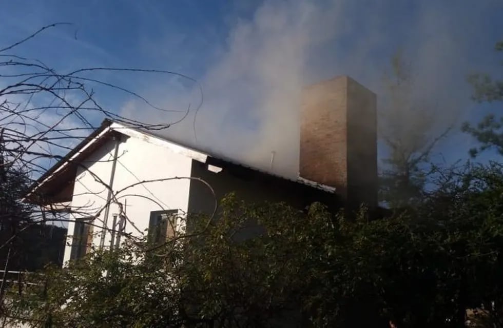 Incendio en una vivienda de La Serranita.